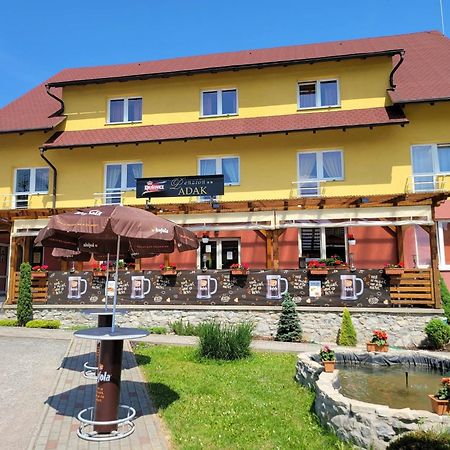 Penzion Adak Hotel Parnica Luaran gambar