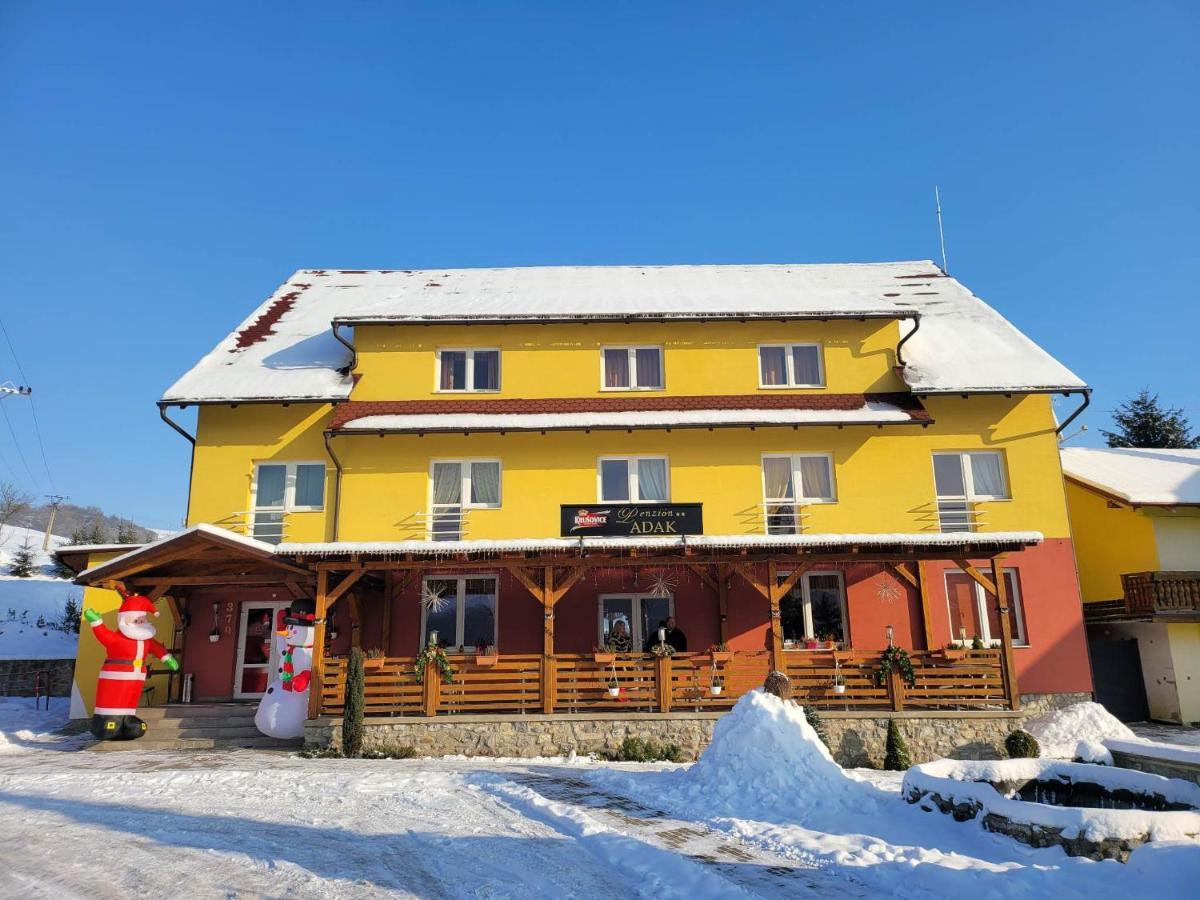 Penzion Adak Hotel Parnica Luaran gambar