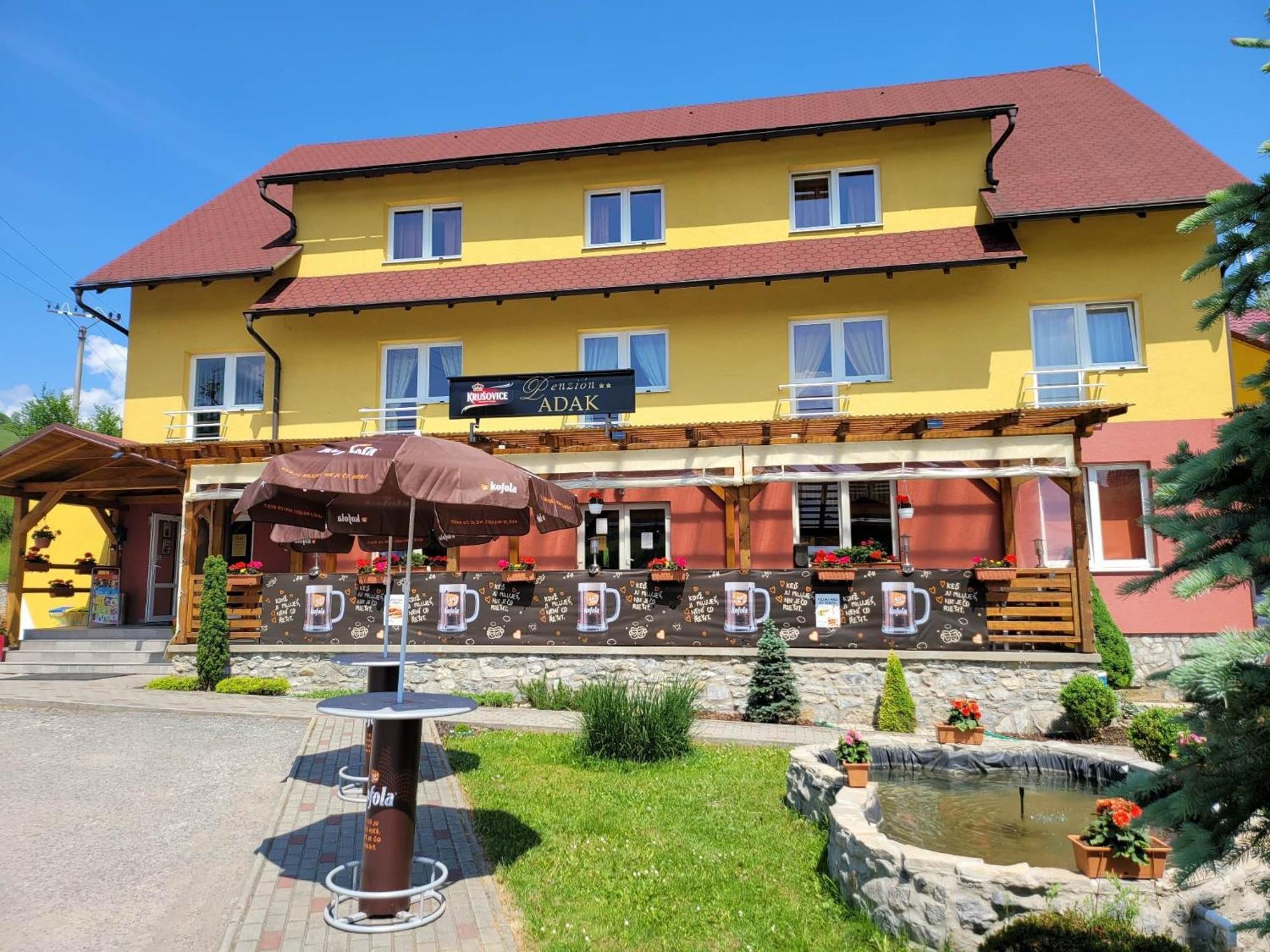 Penzion Adak Hotel Parnica Luaran gambar